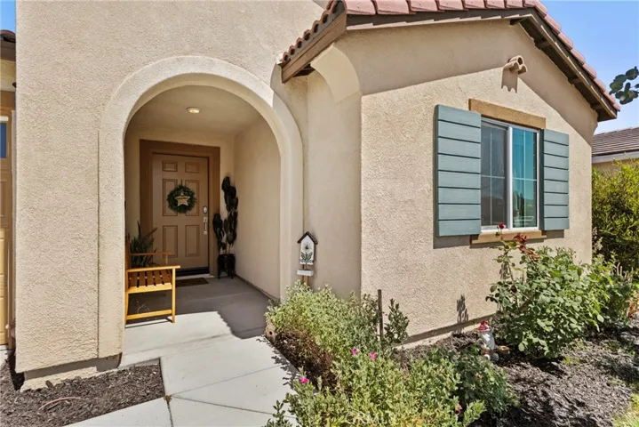 1234 Universal Way, Hemet, California 92543