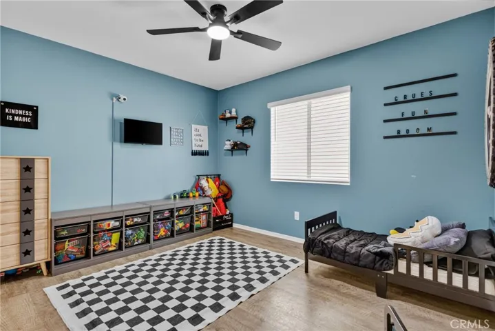 1234 Universal Way, Hemet, California 92543