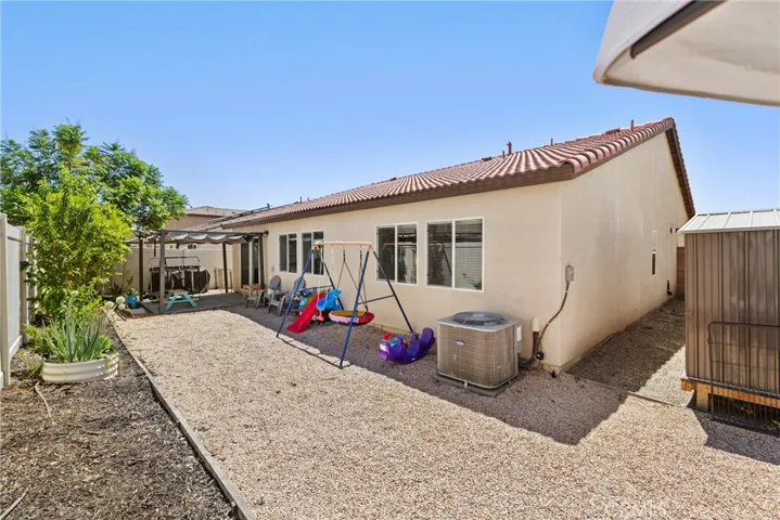 1234 Universal Way, Hemet, California 92543