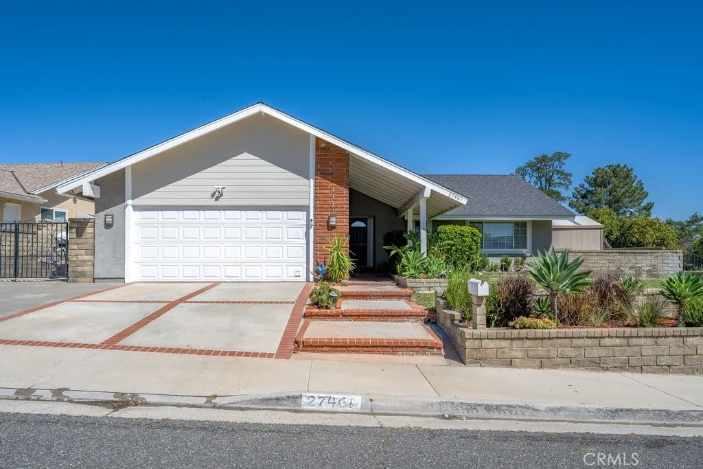 27461 GARZA DRIVE