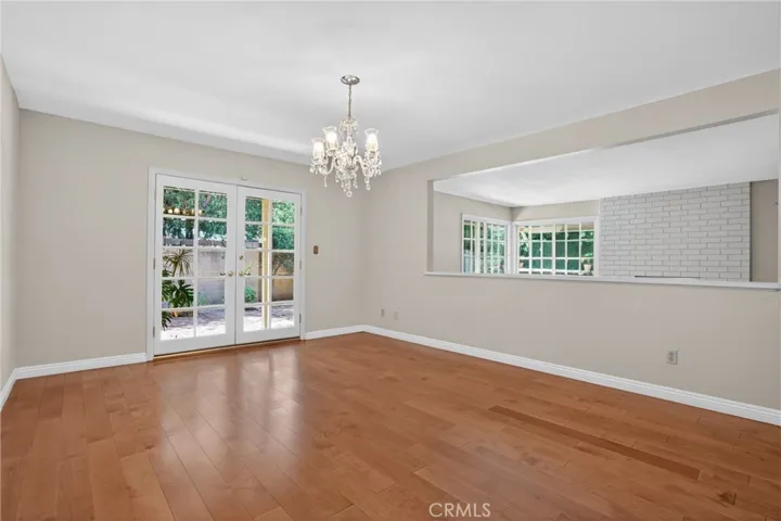 bedroom 1/ extra dining area