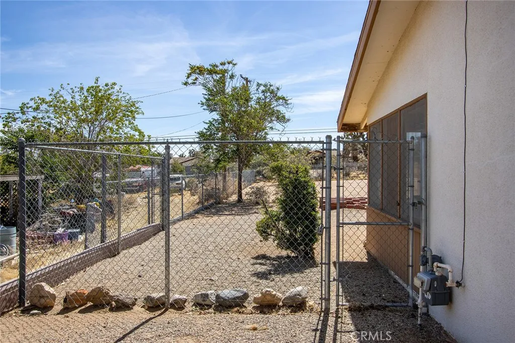 FENCED IN FOR YOUR DOGS OR TOYS!