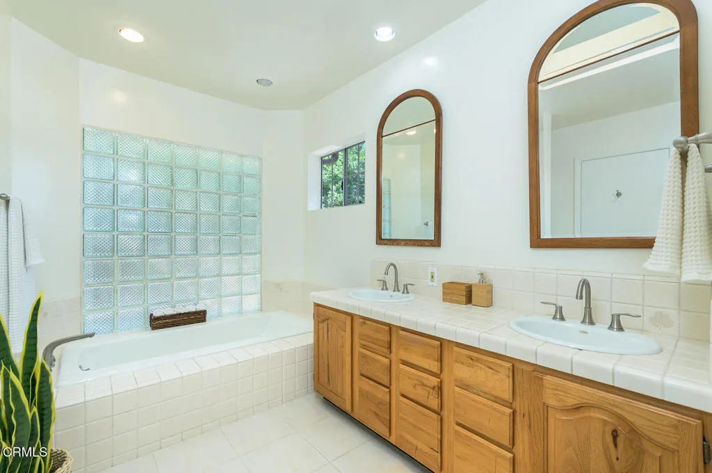 042_2338 Orange Cove Ave_GYP-MLS