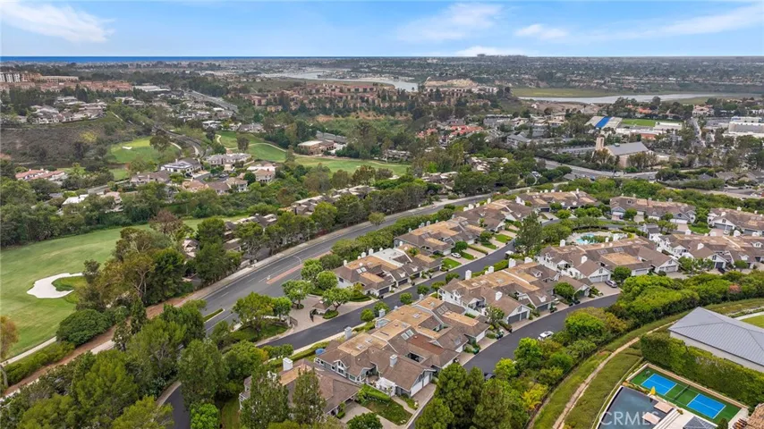 5 Northampton Court, Newport Beach, California 92660