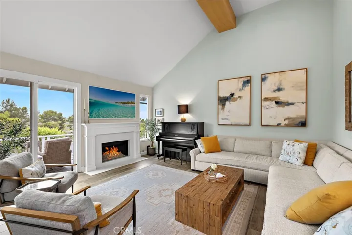 5 Northampton Court, Newport Beach, California 92660