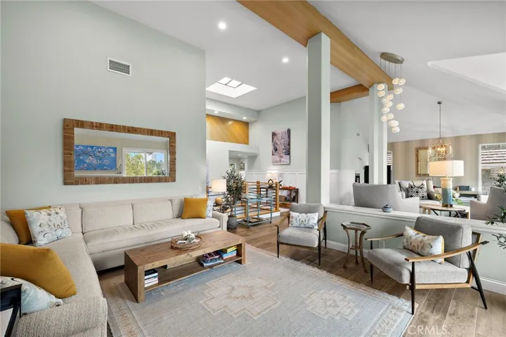 5 Northampton Court, Newport Beach, California 92660
