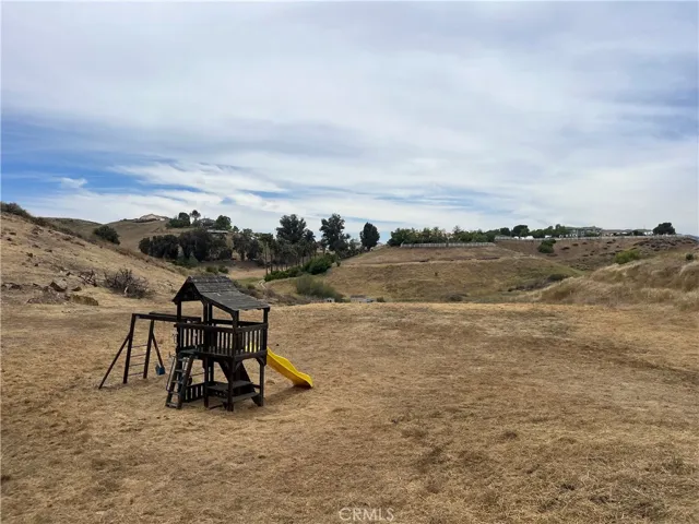 41165 Calle De Suenos, Murrieta, California 92562