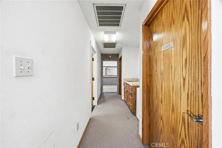931 26th, Bakersfield, California 93301