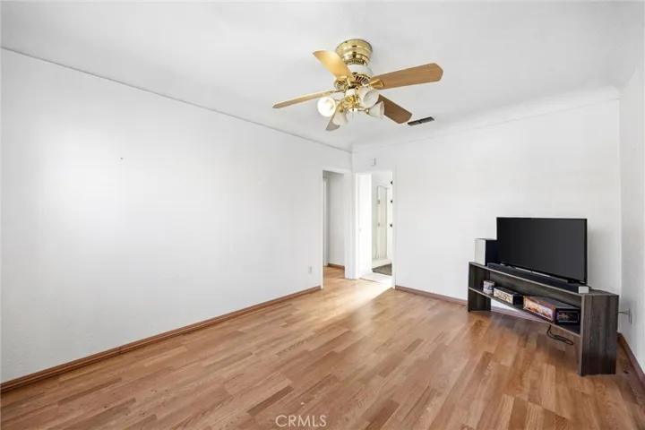931 26th, Bakersfield, California 93301