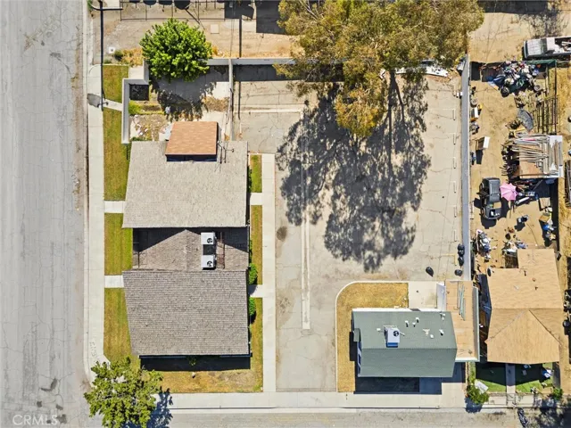 931 26th, Bakersfield, California 93301