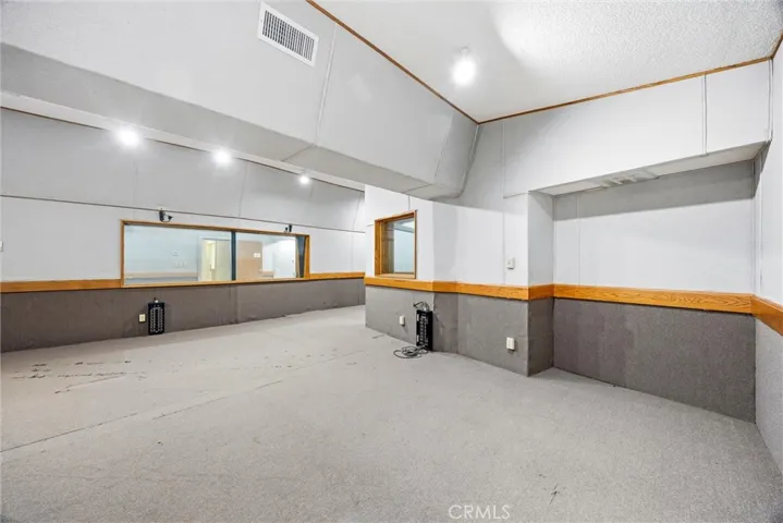 931 26th, Bakersfield, California 93301