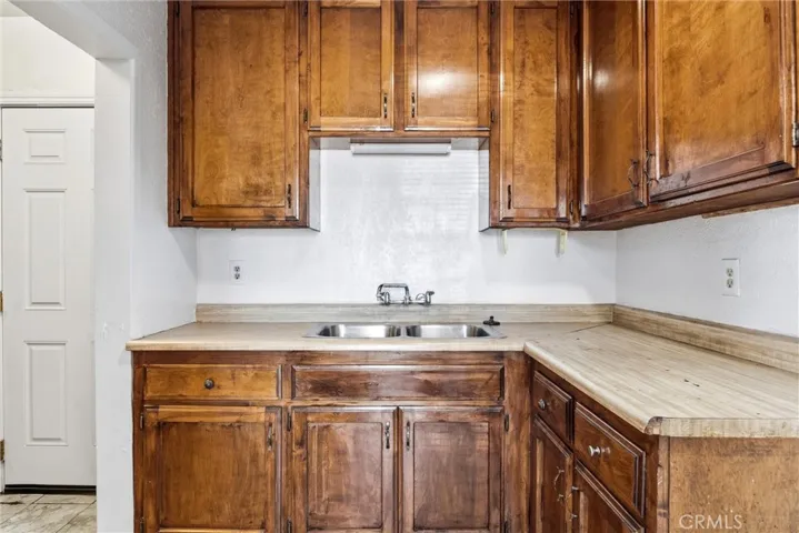 931 26th, Bakersfield, California 93301