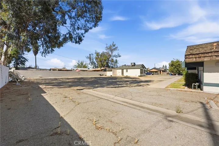 931 26th, Bakersfield, California 93301