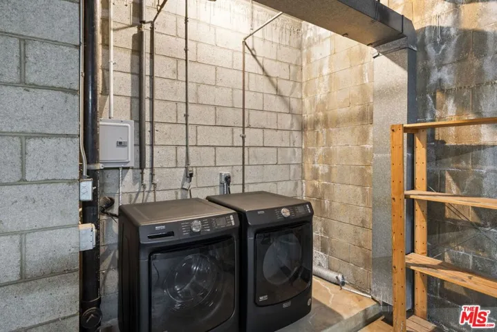 Full size laundry in garage