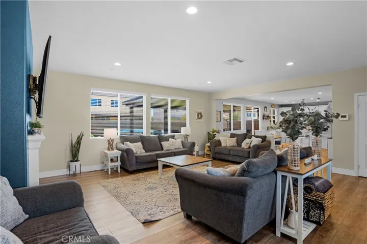 34900 Old Vine Court, Winchester, California 92596