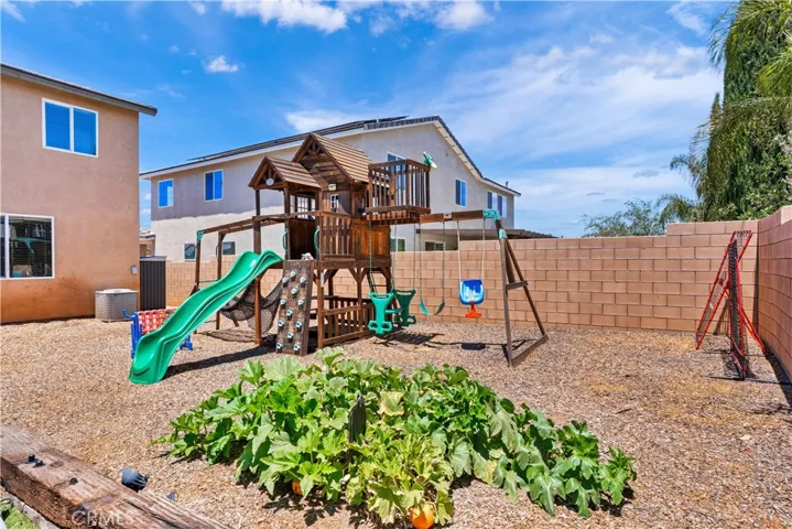 34900 Old Vine Court, Winchester, California 92596