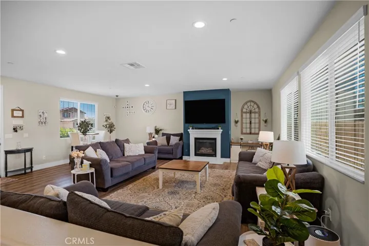 34900 Old Vine Court, Winchester, California 92596