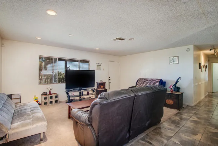 Living room 2