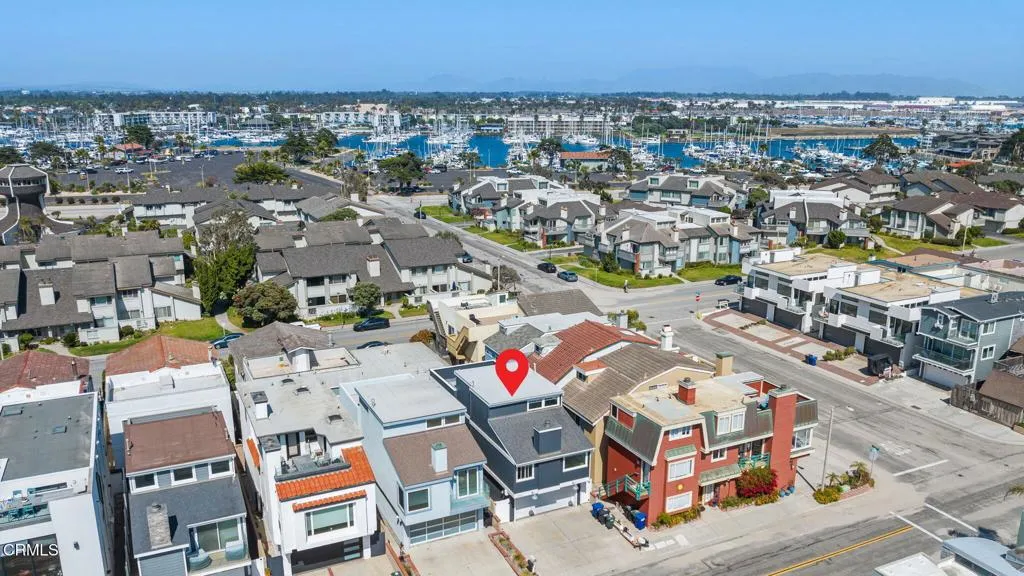 56-web-or-mls-3908OceanDr-AER038
