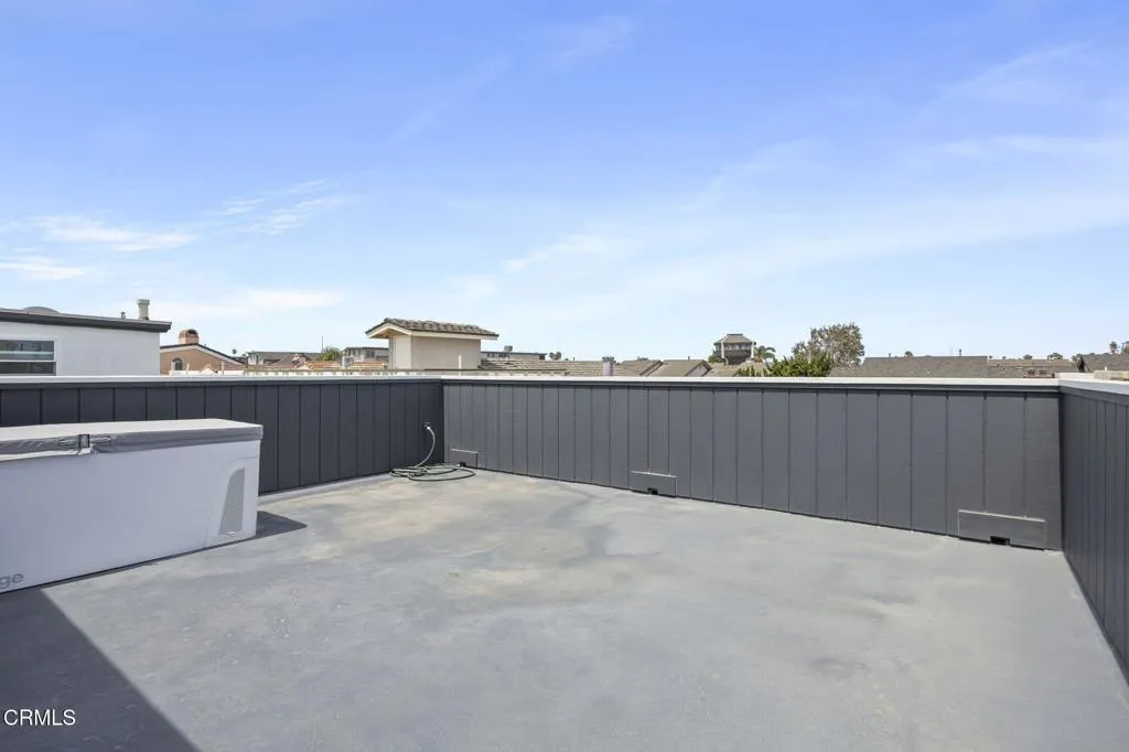 49-web-or-mls-3908OceanDr008