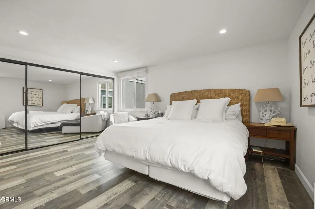 43-web-or-mls-3908OceanDr054