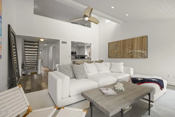 34-web-or-mls-3908OceanDr027
