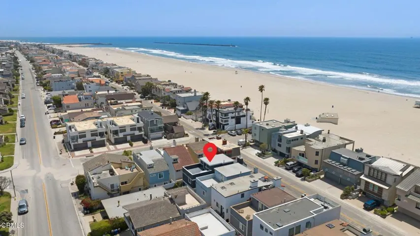 60-web-or-mls-3908OceanDr-AER030