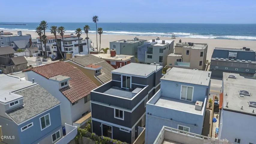 53-web-or-mls-3908OceanDr-AER022