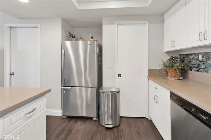21330 Ramona, Apple Valley, California 92307