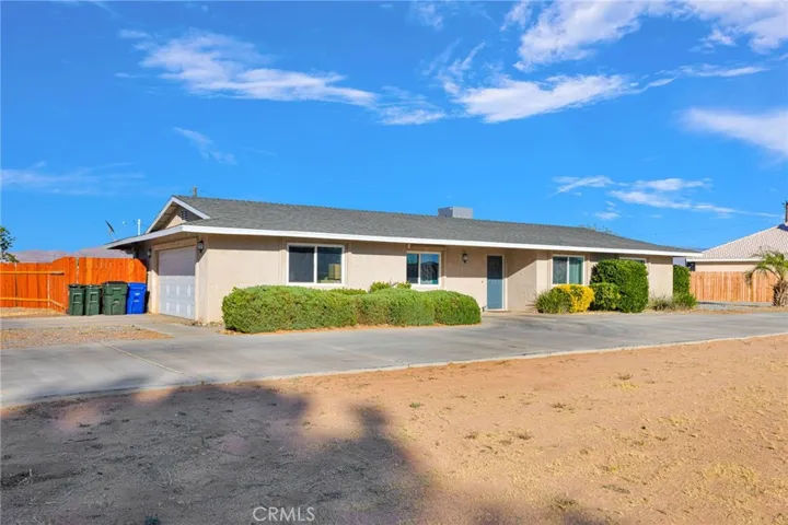 21330 Ramona, Apple Valley, California 92307