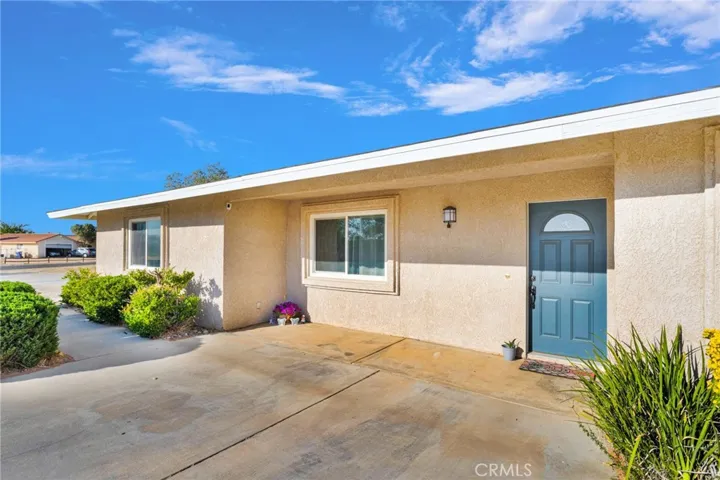 21330 Ramona, Apple Valley, California 92307