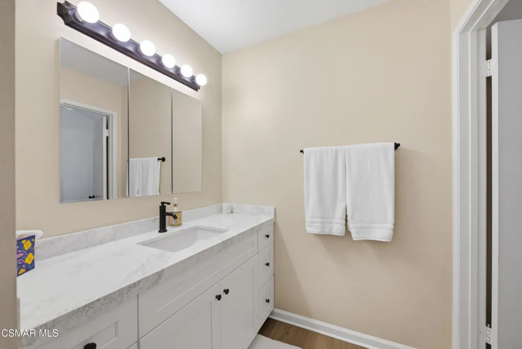 91 Cindy Ave Newbury Park-42