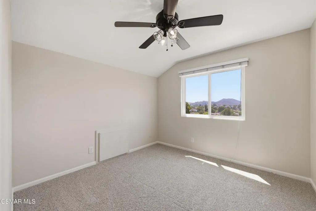 91 Cindy Ave Newbury Park-32