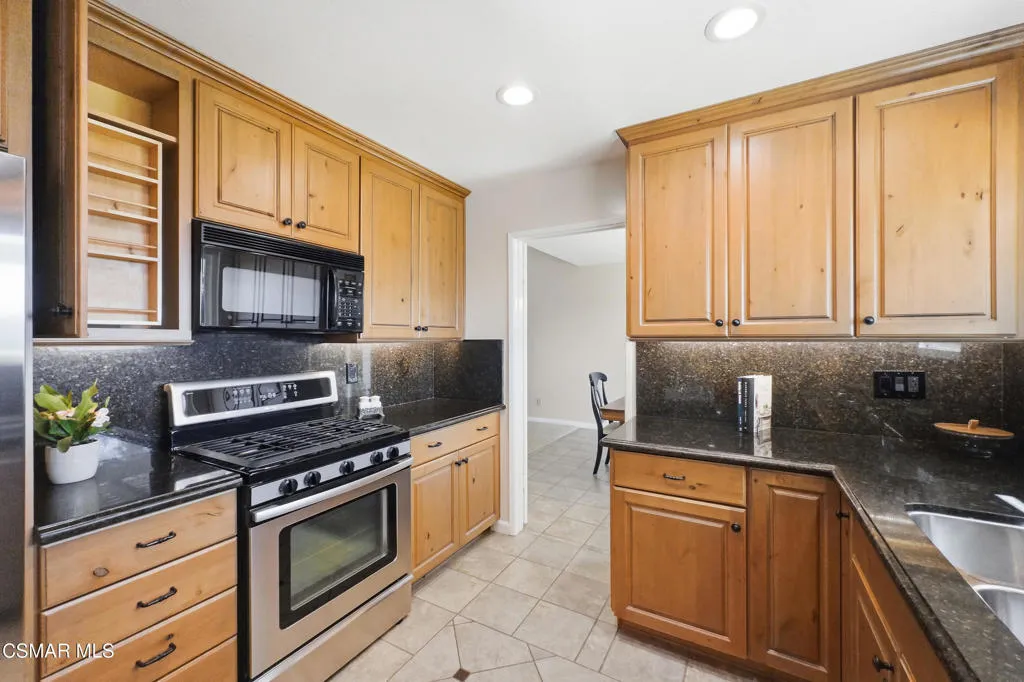 91 Cindy Ave Newbury Park-20