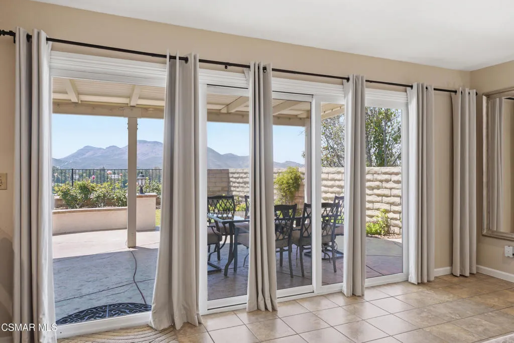 91 Cindy Ave Newbury Park-28