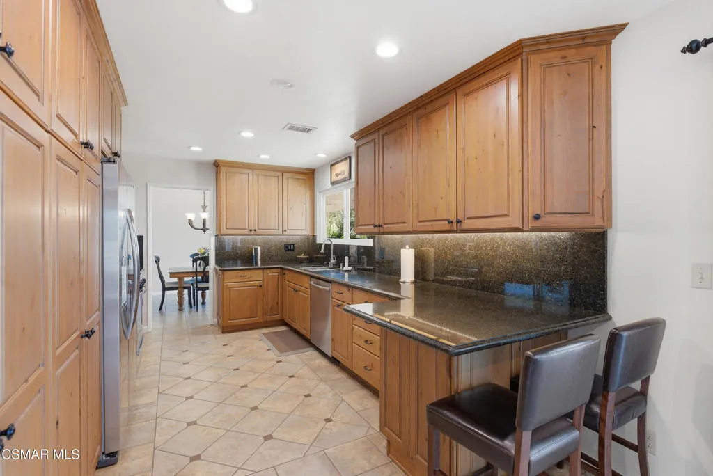 91 Cindy Ave Newbury Park-17
