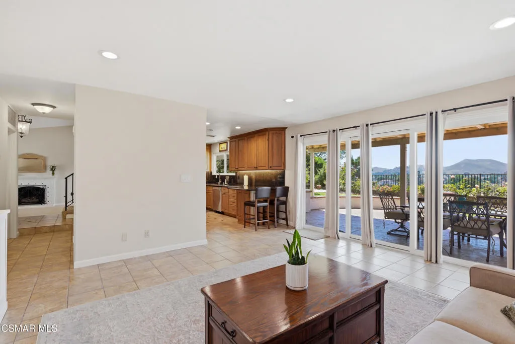 91 Cindy Ave Newbury Park-27