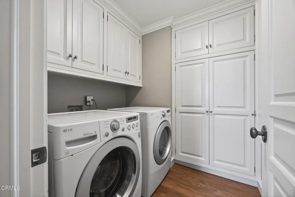 51-web-or-mls-Upmarket Media-1753Eme061