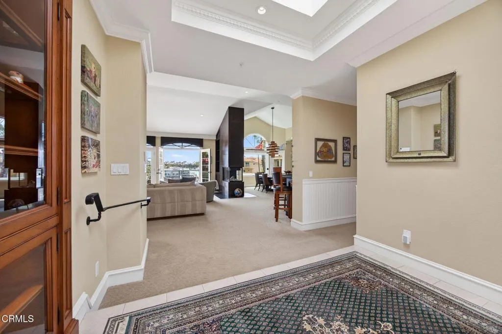 6-web-or-mls-Upmarket Media-1753Eme001