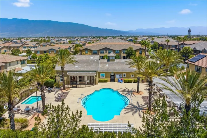 16001 Chase 68, Fontana, California 92336