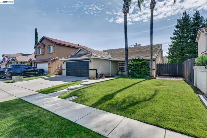 5912 Squire Wells Way, Riverbank, California 95367
