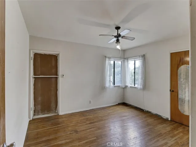 16613 Glenburn, Torrance, California 90504