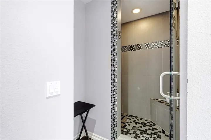Master shower