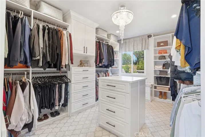 2nd bedroom or Closet