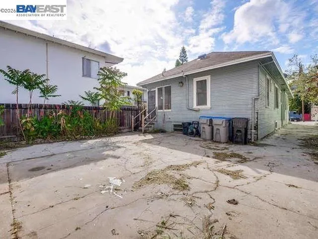 335 E Saint John, San Jose, California 95112