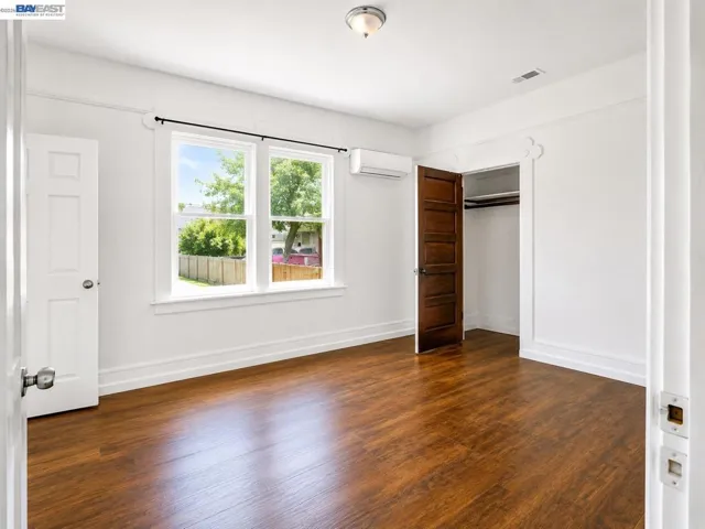 335 E Saint John, San Jose, California 95112