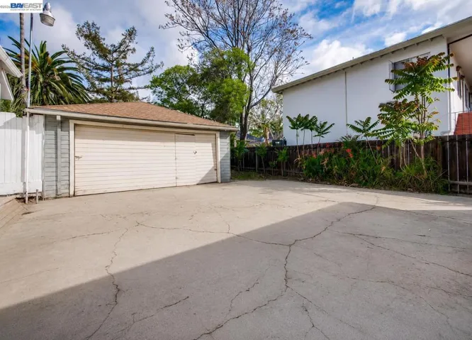 335 E Saint John, San Jose, California 95112