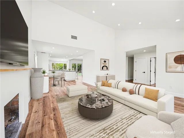28817 Barragan, Agoura Hills, California 91301