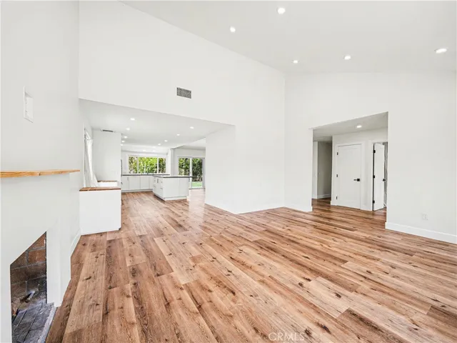 28817 Barragan, Agoura Hills, California 91301