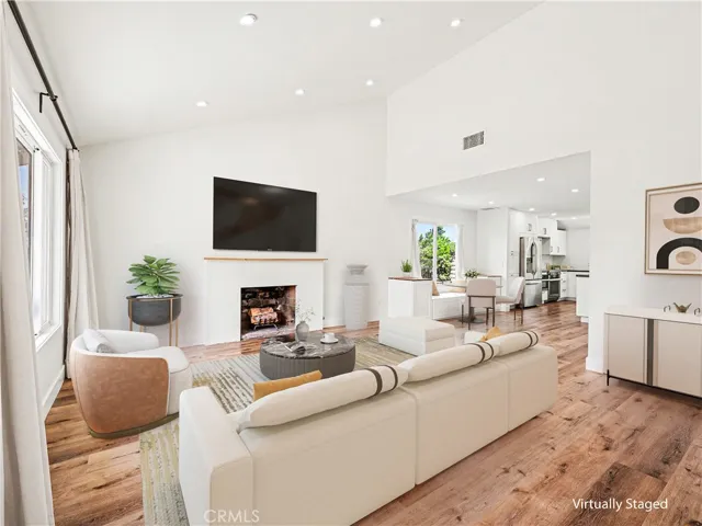 28817 Barragan, Agoura Hills, California 91301